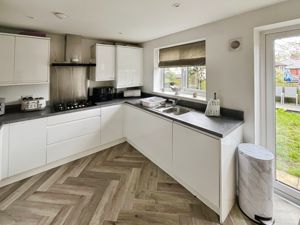 Kitchen- click for photo gallery